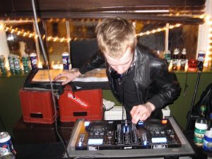 Indie underground Indie underground