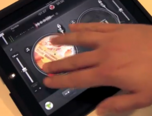 iPad Ddjay review - scratching iPad Ddjay review - scratching