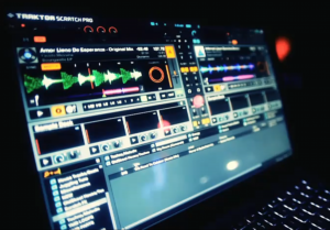 Sample decks in Traktor Scratch Pro Sample decks in Traktor Scratch Pro