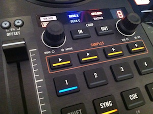 Traktor Kontrol S4 samples, loops and hot cues Traktor Kontrol S4 samples, loops and hot cues