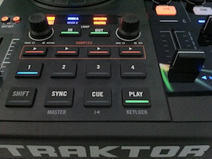 Traktor Kontrol S4 Front Traktor Kontrol S4 Front