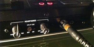 Numark NS6 Review: Headphones features Numark NS6 Review: Headphones features