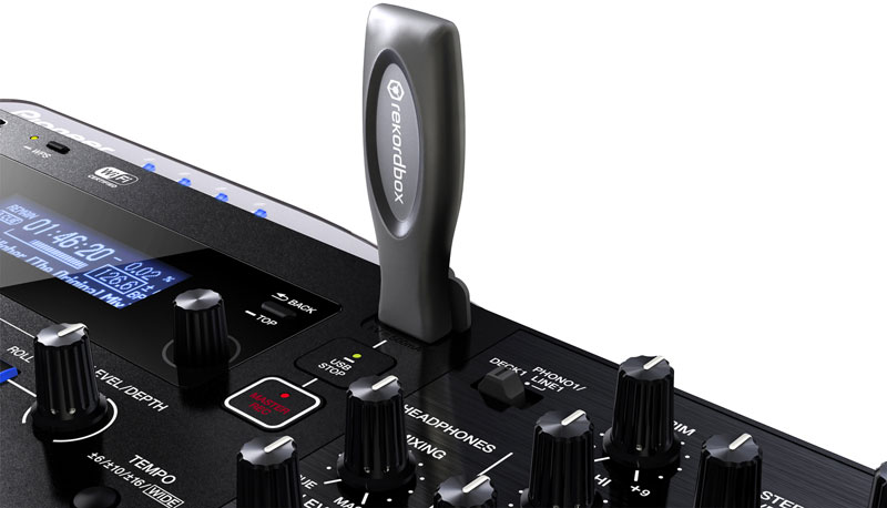 XDJ-Aero USB Drive